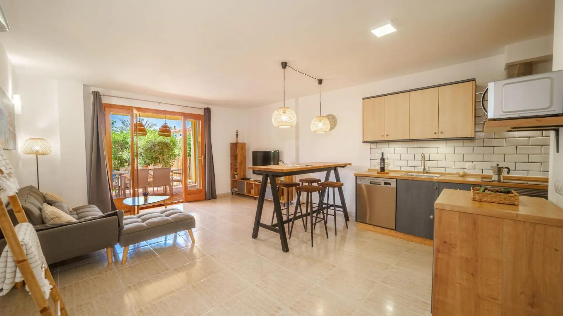 Apartment Can Suarez By Interhome Cala Mandia